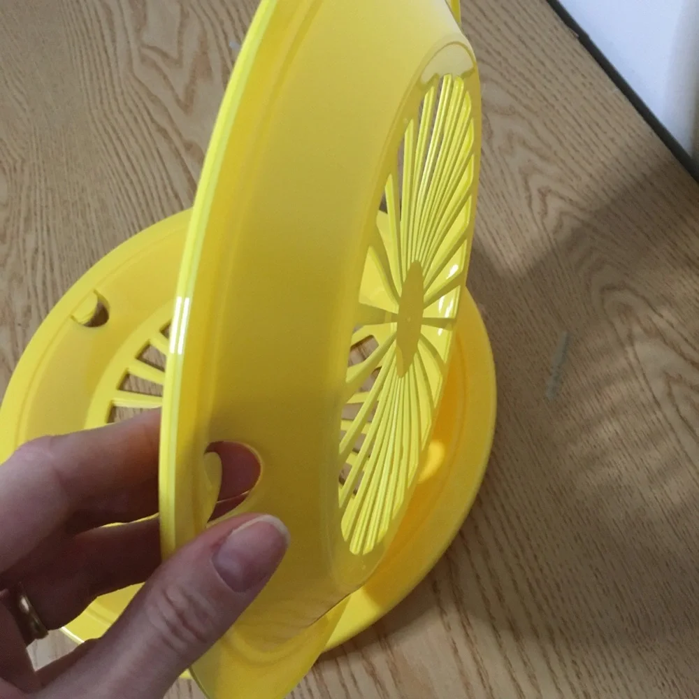 New Bundle Of 5 Paper Plate Holders for Sturdiness Summer BBQ Picnics Pool etc